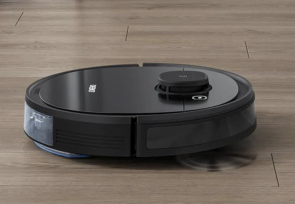 robot vacuum and mop cleaner